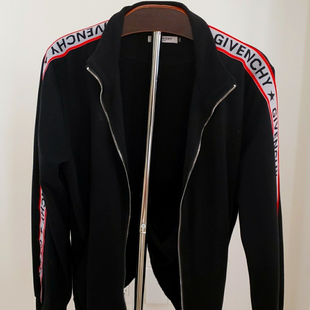 Used mens Givenchy track suit XXL cheap!